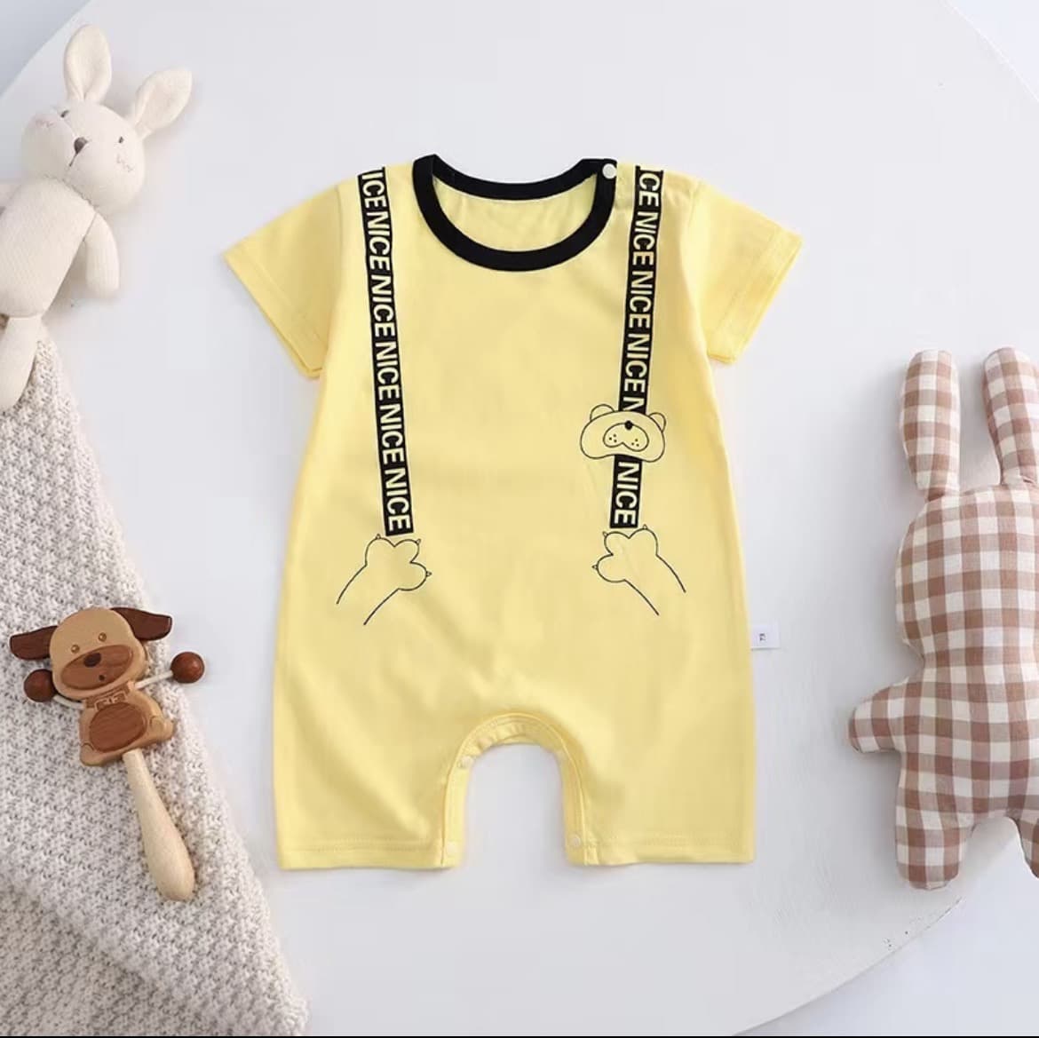 ชุดบอดี้สูทสำหรับเด็กแรกเกิดลายหมีเหลืองSize 90 cmCotton100%( รับ7,150 แต้ม)
