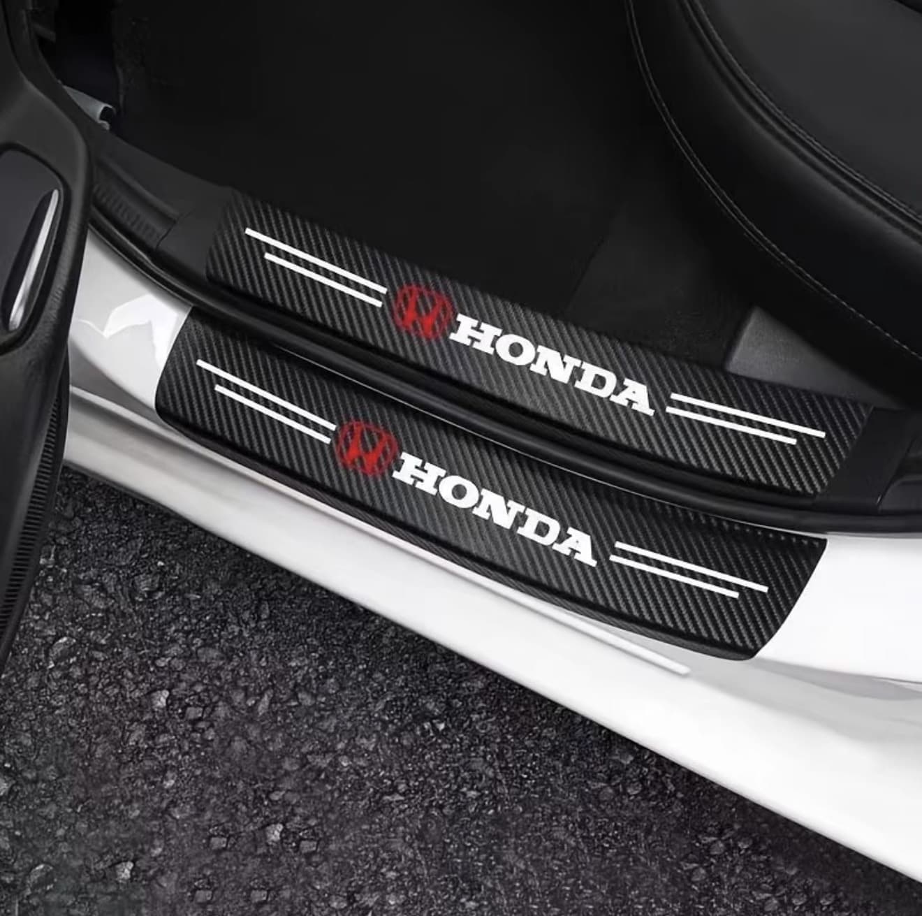 สติกเกอร์คาร์บอนไฟเบอร์ สำหรับติดขอบประตูรถยนต์ ธรณีประตูเรืองแสง Honda (รับ 7,150 แต้ม)