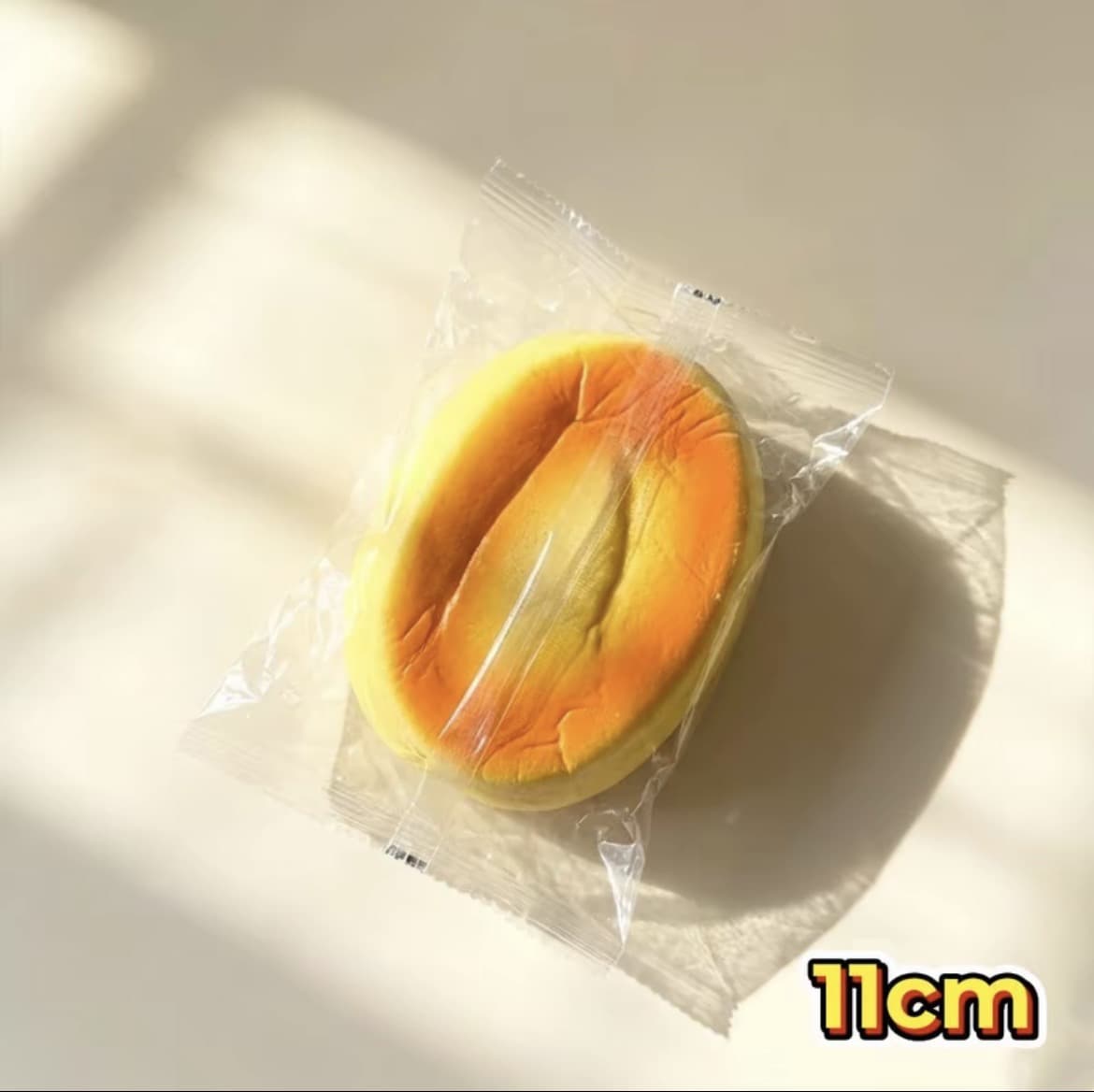 สกุชชี่ขนมปัง11cm(รับ10,200แต้ม)