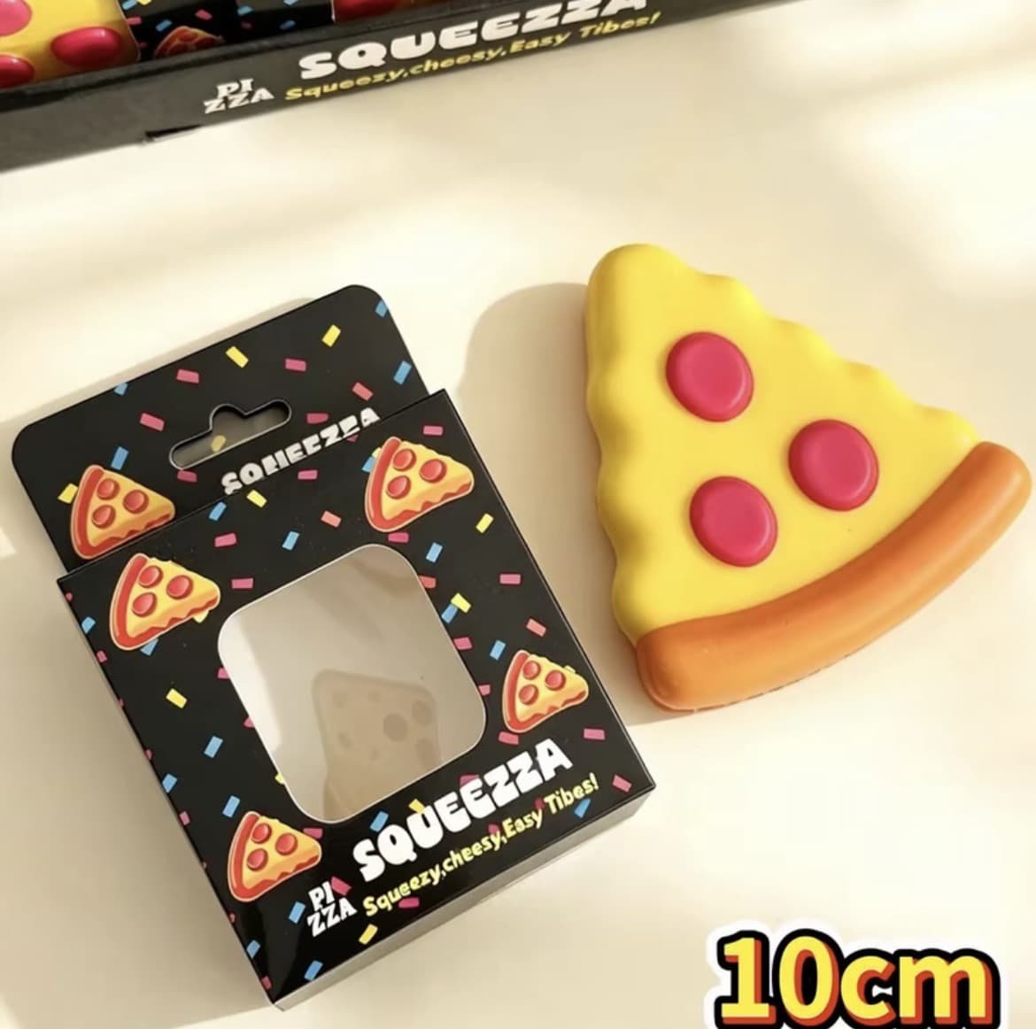 สกุชชี่พิซซ่า10cm(รับ10,200 แต้ม)