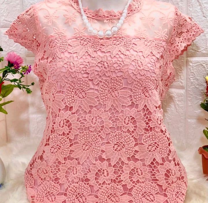 สีโอรส เสื้อลูกไม้แขนเลย ขนาดอก42-46 (รับ14,200แต้ม)