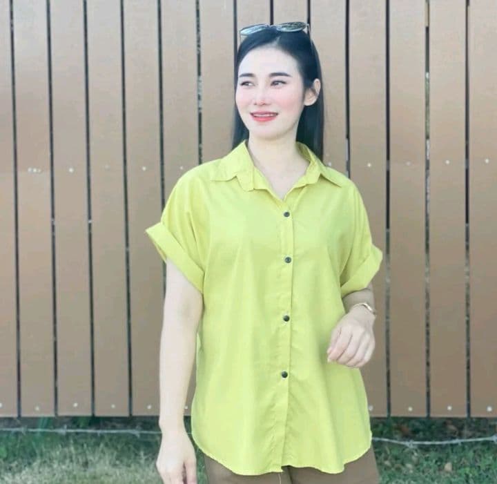 สีเลม่อน ฟรีไซส์ อก44 นิ้วFs เสื้อเชิ้ตผู้หญิงแขนสั้น แขนแต่งเบิ้ล (รับ12,700แต้ม)
