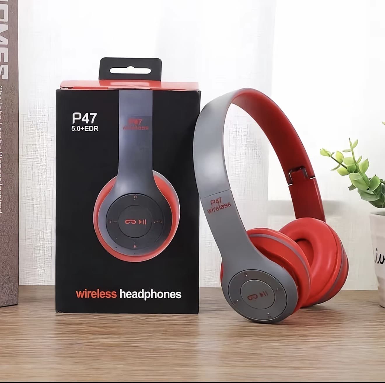 หูฟังบลูทูธ P47 เสียงดี Wireless Bluetooth Stereo Headset หูฟังบลูธูทไร้สาย ของแท้ 100% หูฟังครอบหู ไร้สาย (รับ 14,700 แต้ม)