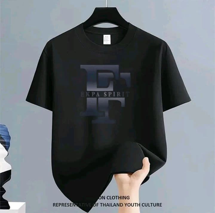 สีดำ เสื้อยืดคอกลม เนื้อผ้านุ่ม ระบายอากาศดี oversize ไม่ละคายเคือง (รับ26,200แต้ม)