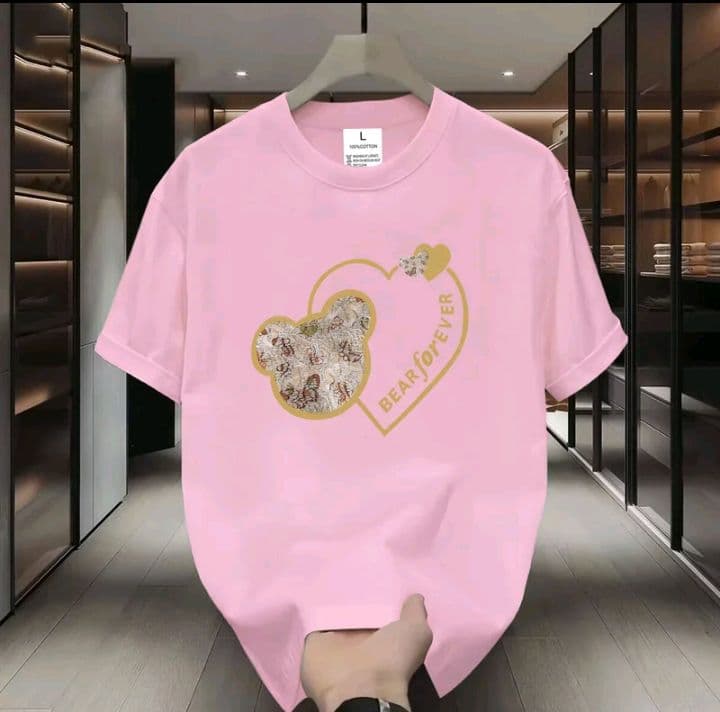 สีชมพู เสื้อยืดมาใหม่ ผ้าCOTTON 100% สกรีนด้วยลายแฟชั่น ผ้านุ่มละมุนสุดๆ (รับ11,200แต้ม)