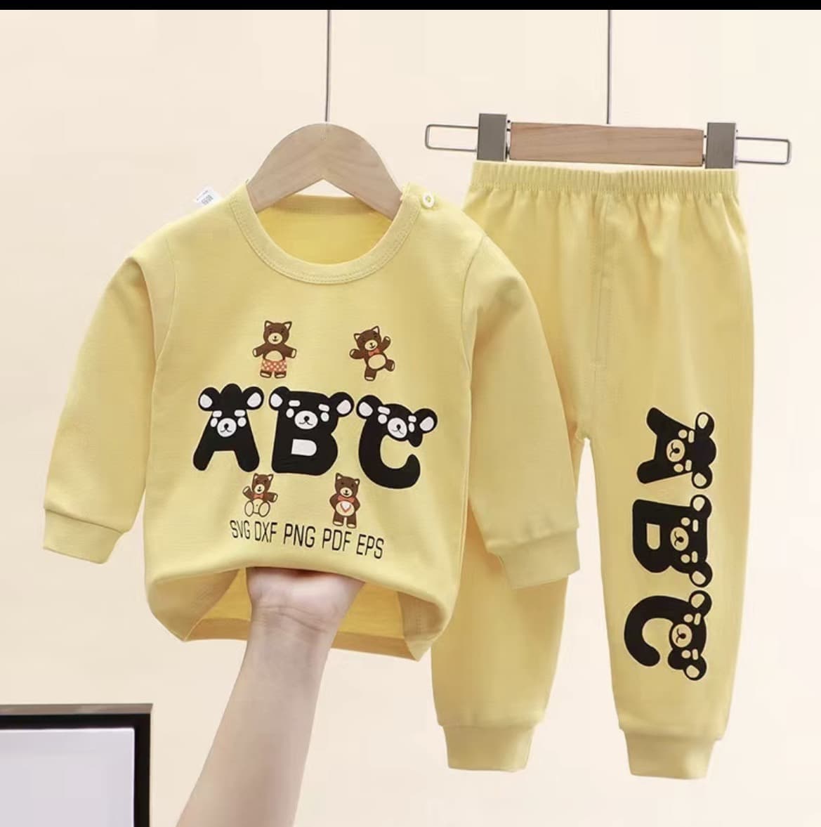 ชุดนอนเด็กแขนยาว ขายาวABC เหลือง Size73 cm ส่งจากไทย เด็กหญิง เด็กผู้ชาย(รับ7,200 แต้ม)