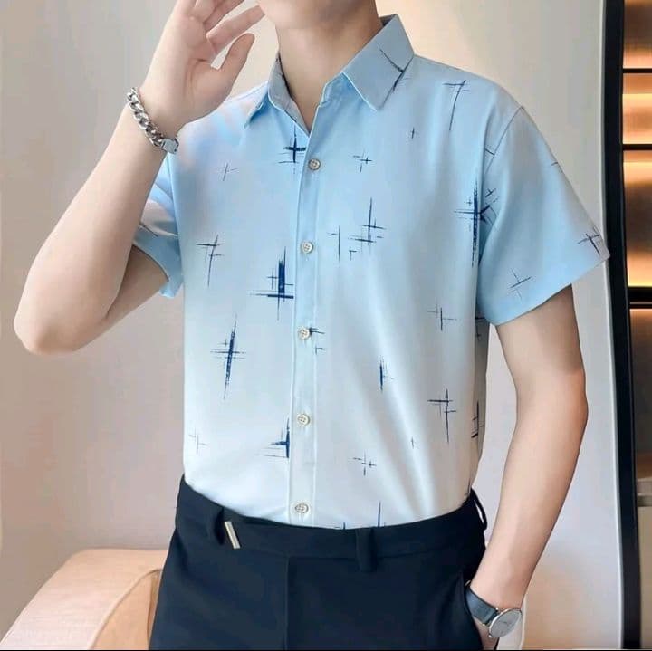 ฤดูร้อนใหม่ สีฟ้าปุ่มโลหะ เสื้อเชิ้ตแขนสั้นผู้ชายธุรกิจสบายๆ เสื้อเชิ้ตเด็กผู้ชาย ครึ่งแขนเสื้อคอยาว เสื้อแฟชั่นผู้ชาย เสื้อคอจีนผู้ชาย พีอินทรีเสื้อวินเทจ (รับ12,200แต้ม)