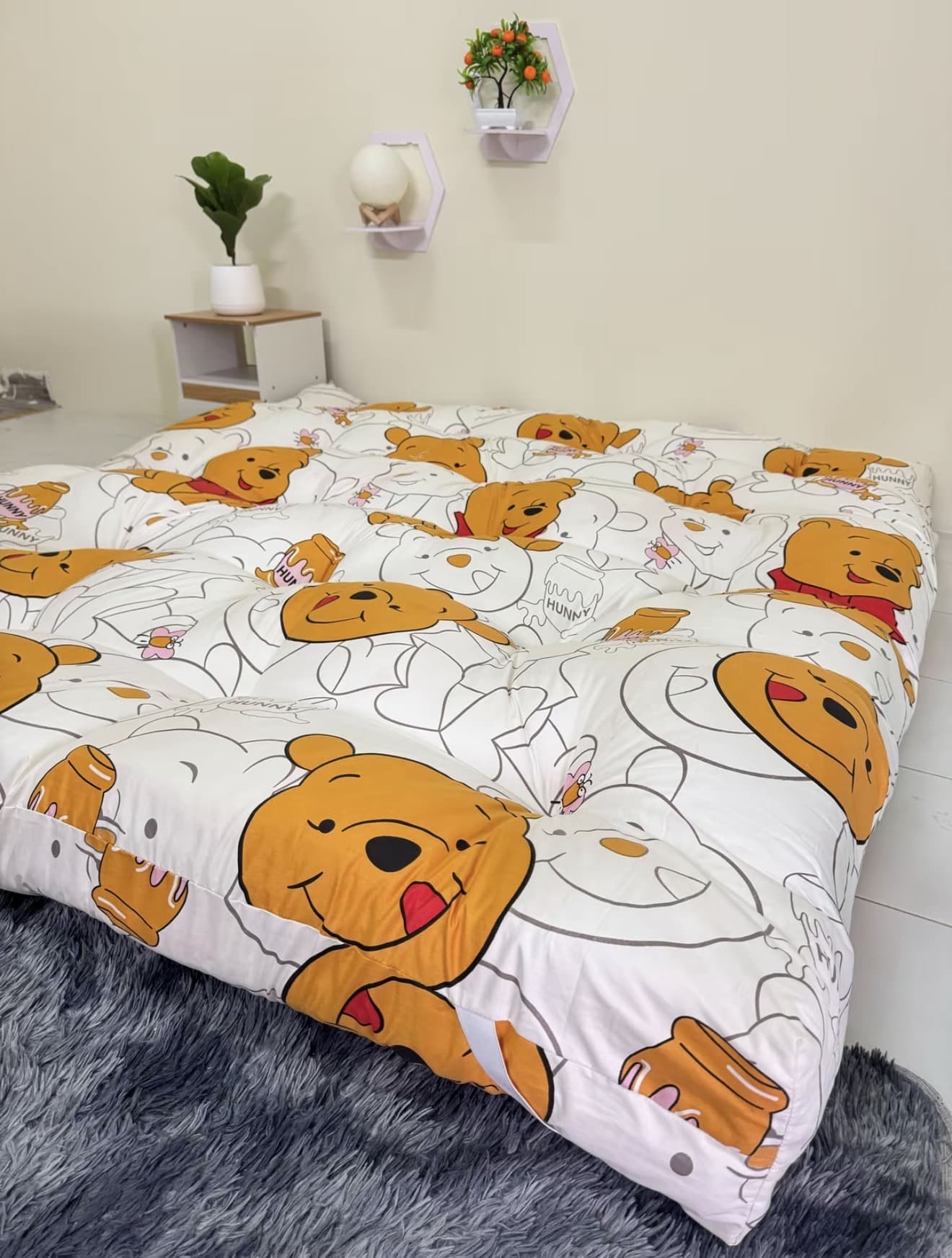 Topper ความหนา8นิ้ว ใย4 ชั้น เนื้อผ้า cotton พร้อมปลอกหมอนหนุน (คละสีคละลาย) 1 ใบ (รับ 40,750 แต้ม)