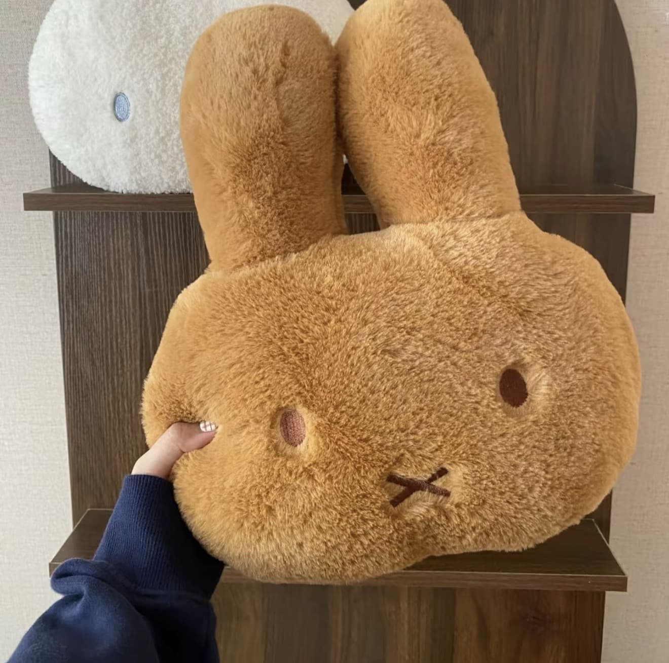 หมอนตุ๊กตากระต่ายมี่ฟี้น่ารัก ของขวัญสำหรับแฟนสาวหมอนบนเตียง หมอนโซฟา (รับ 14,750 แต้ม)