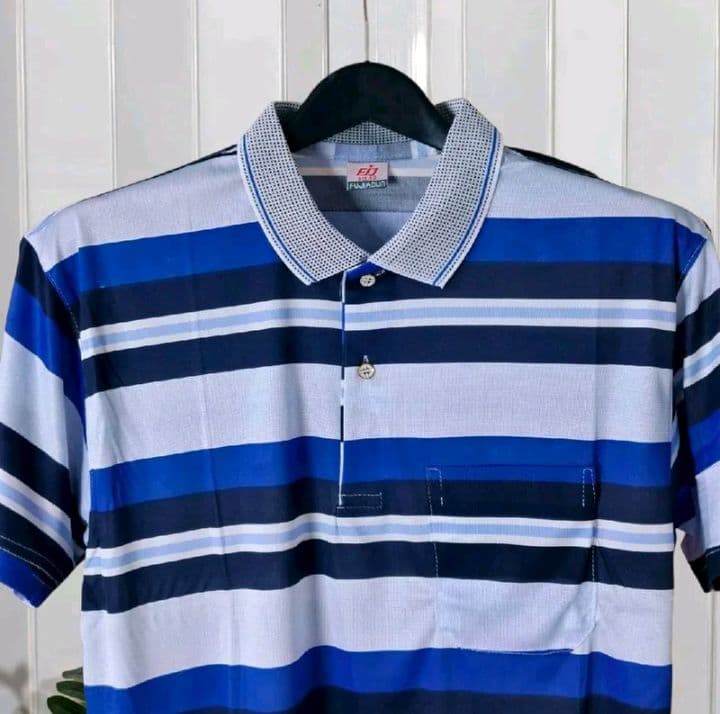 สีน้ำเงิน เสื้อโปโลคุณพ่อคุณตาเนื้อผ้าบางใส่สบายClothing สุภาพบุรุษManผู้ชายคอปกPolo Shirt (รับ11,200แต้ม)