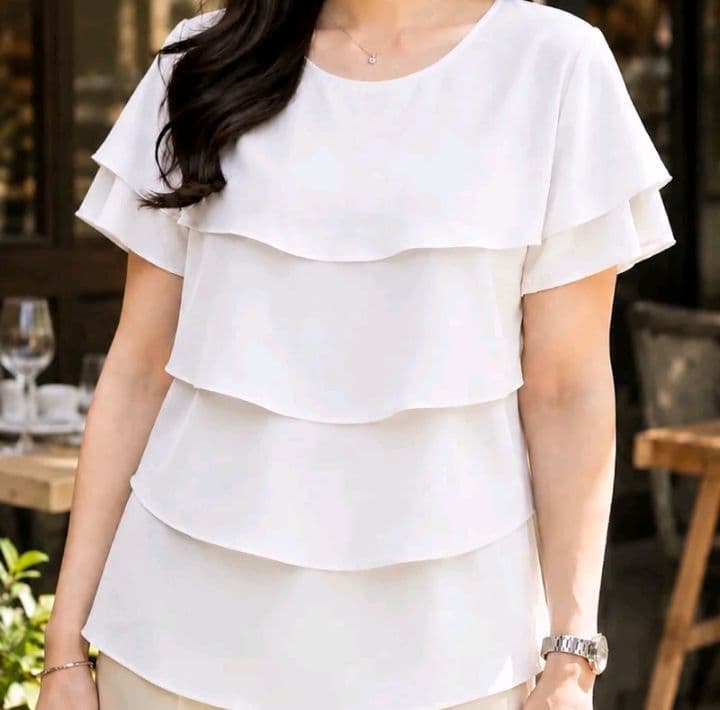 สีขาว อก46 ยาว26เสื้อไหมอิตาลีชั้นระบายพรางพุง (รับ11,200แต้ม)