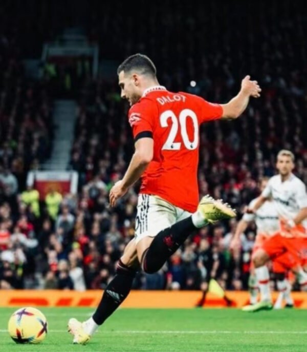Hi-Vis Premier League Flight 22/23 ฟุตบอลเบอร์ 5 Soccer ball ลูกฟุตบอลหนังPU ฟุตบอล พรีเมียร์ลีก - Image 2